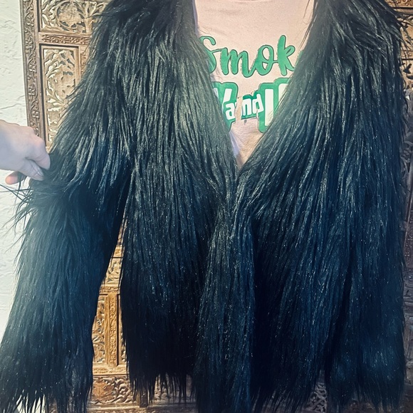 Urban Outfitters Faux Jacket - Picture 2 of 3